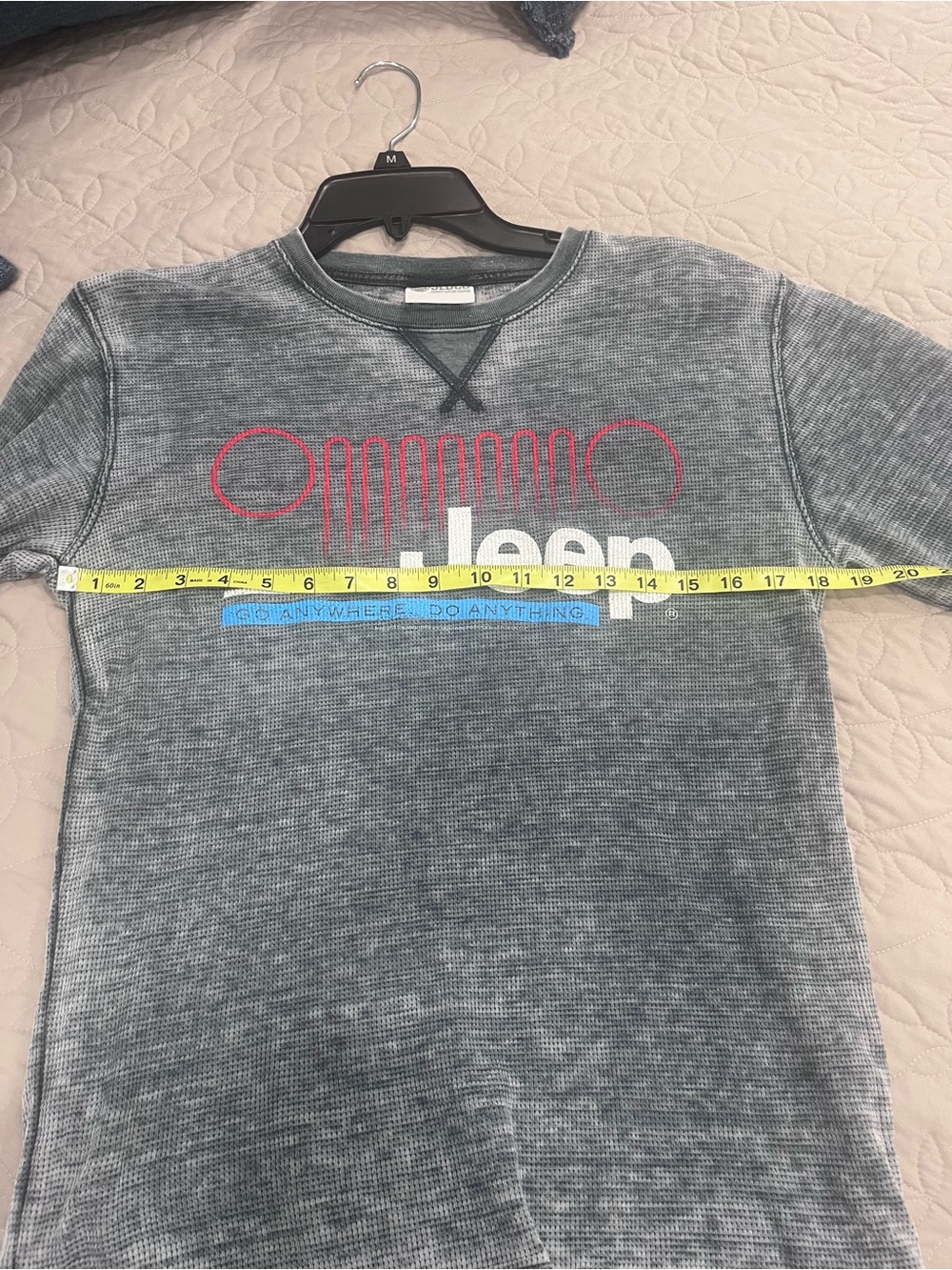 Jeep Burn-out Gray Graphic Long-Sleeve Top - Picture 6 of 8